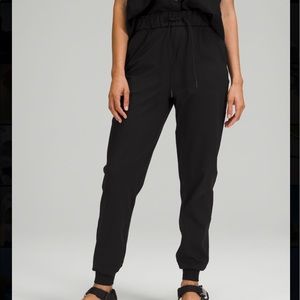 Lululemon Stretch High-Rise Jogger, black